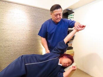 健康道 之 日向/筋膜リリース(肩)