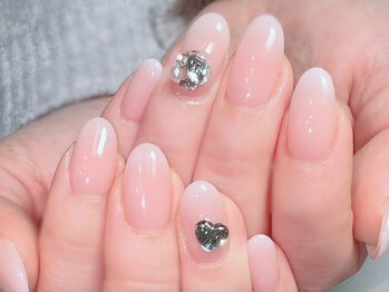 ほんわか白グラデーション