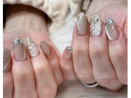 冬ネイル雪の結晶ガラスフレンチ