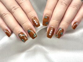 brownフラワーねいる★
