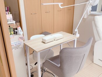 【内観】ネイル室