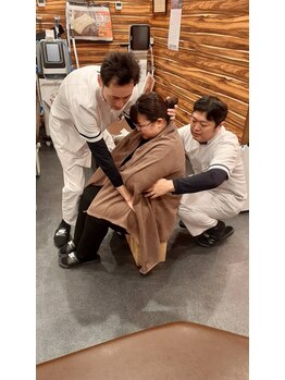 瓢箪山駅前整骨院/腰痛改善