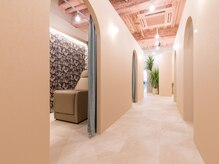 ヴィラ バイ トリプル ダブル(villa by triple double)の雰囲気（店内は居心地の良い雰囲気です♪）