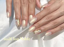 ネイルクルーノーヴル(nail Clou Noble)/オーロラホワイトデザイン