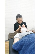 アイ マックスケリー 大阪梅田(MAXKELLY) みたに