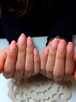 ネイルアンドアイラッシュ ビー 高宮店(Nail&Eyelash Bee)/グラデーション！！オフ無料