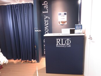 リカバリーラボ ファイ(Recovery Lab Φ)/Stylishな店舗受付カウンター♪