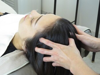 アース 目黒店(Earth)の写真/30代～女性必見！【ストレス/頭皮のにおい/頭皮の薄さ/眼精疲労】30分￥4200♪育毛促進で理想を叶える！