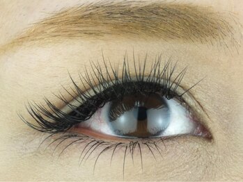 まつげエクステサロン クロエ(Chloe)/目力のあるゴージャスな目