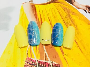 お気軽ビューティエーヴィヒ(Ewig)/8月キャンペーンネイル♪