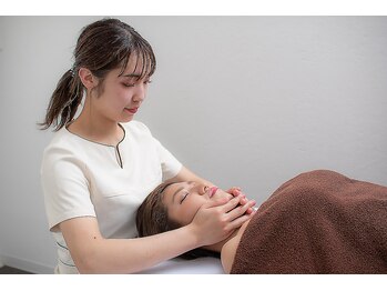 小顔整体研究所 KSラボ 中百舌鳥店/【小顔整体コルギ】