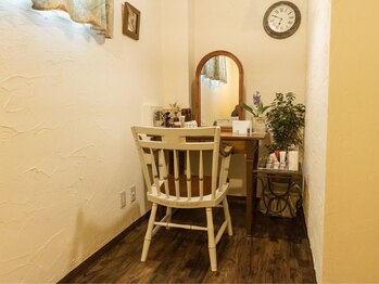 トムオウル(TOMOWL)/ドレッサーB