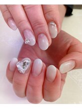 ネイルサロン ティアラリュクス 市川北口店(Tiara Luxe)/ハートBIJOU