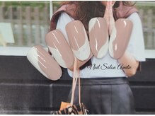 ネイルサロン アミティエ(Nail Salon Amitie)/ワンカラー×変形フレンチdesign
