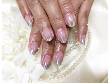 ウィズ フェリーク/ミラーグラデーションネイル