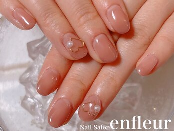 ネイルサロン アンフルール/