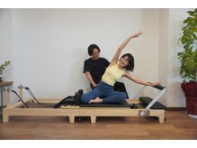 ミニトレ&ピラティスの雰囲気（トレーナーが丁寧に運動の仕方をアドバイス★しかも手ぶらでOK）