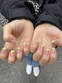 春カラーフレンチネイル