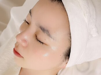 ステラ(Stella)の写真/リピート率99%◆ピーリング×美容成分機器導入*お悩み別に細かくセレクトできる美肌トリートメント