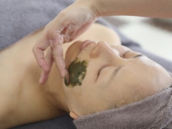 ルフレ(reflet)/≪REVIハーブピーリング≫