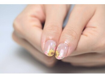 ネイルアトリエ ビー(Nail Atelier B.)の写真/特別な1日を彩るブライダルネイルもお任せください！ご予約方法は3パターン！ブログに記載しています。