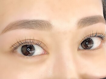 セブンアイラッシュ(SEVEN eyelash)の写真/【大人気の次世代まつ毛パーマ】ロイヤルラッシュリフト★自まつ毛に優しく、パッチリとした目元をGET♪