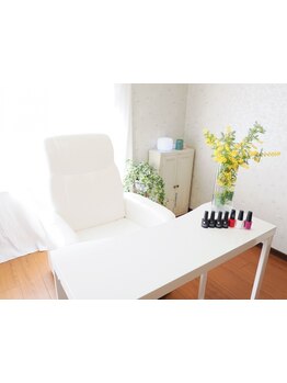 リクライニングチェアのあるサロン