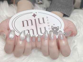 ミュウミュウ(miumiu)/冬×大人可愛いネイル