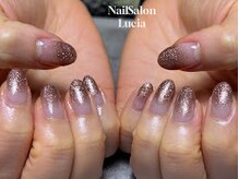 ルチア(Lucia)/ラメグラデーション