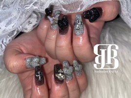 キラキラネイル