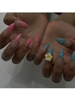 ネイルクイーン(Nail Queen)/夏ネイル×プルメリア¥11000~♪