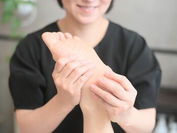 アバンティ(AVANTI)/かかともジワジワ流れを感じて 