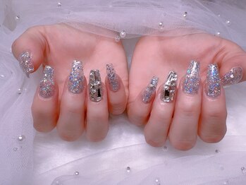 ミナミ(MINAMI)/長さ出しラメデザイン