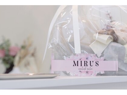 ミルス アイビューティー 横浜西口店(MIRUS EyeBeauty)の写真