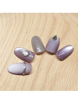 大人上品ネイル