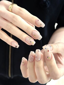 Shiori Nailsalon　持ち込み・長さだしサロン/持ち込み｜ビジューネイル