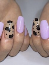 ウズ(UZU)/ヒョウ柄ネイル