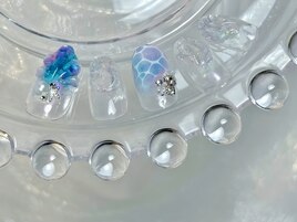 ドロップシェルネイル　¥8800