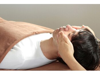 フレルト オム 津久居店(FLELT HOMME)/極上フェイシャルマッサージ