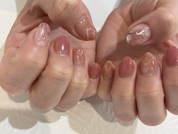 プラス サード(Plus 3rd)/ニュアンスネイル　by wakana