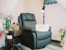 トムオウル(TOMOWL)/施術チェアA