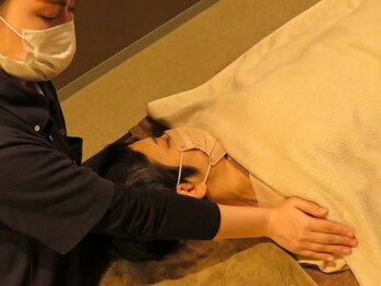 灸スタイル 掛川本院(灸Style)/頚から肩のストレッチ