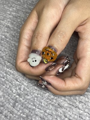 M3 NAIL,EYELASH AND EYEBLOW【エムスリー】（旧：Ｍ３【エムスリー】）