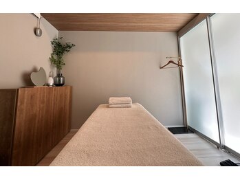 ザ タイム(The Time)/当サロンの登録は鍼灸接骨院です