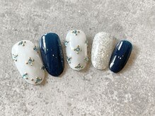 ネスト(Nest)/ビジューネイル