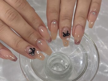 アミル(amiLe)/ラメフレンチ×リボン☆