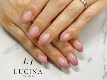 ネイルスタジオ ルキナ(LUCINA)/c-258 ピンクグラデーション