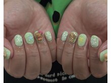 エクラ(eclat)/手書きハイビスカスネイル