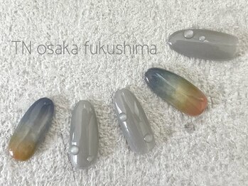 ティーエヌ 大阪福島店の写真/ライフスタイルや爪の形,状態に合わせて丁寧に施術◎ネイル初心者の方にも♪人気の定額ネイルもご用意☆