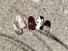 ネイルアンドアイラッシュサロンR/アニマル、大理石